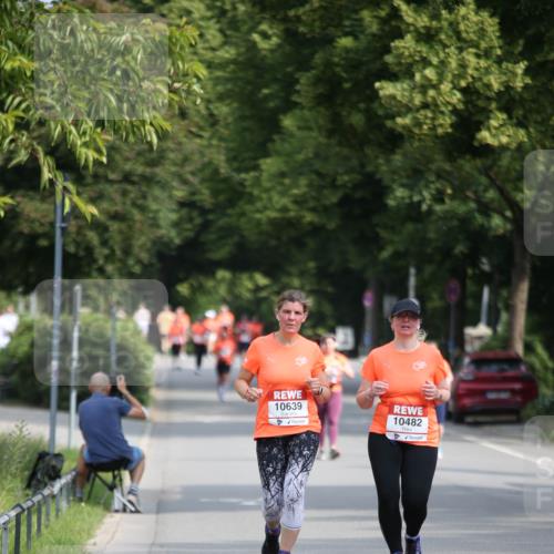 15.06.2025 - REWE Women's Run Jannik Wohlers http://msf.ph/oto/7938999 15.06.2025 09:57:14 Laufen 10639, 10482 meine-sportfotos.de