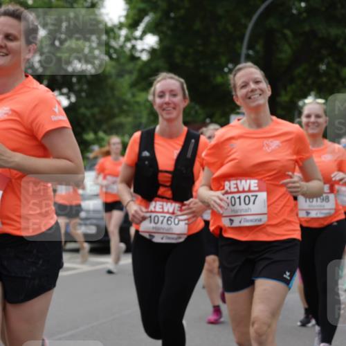 15.06.2025 - REWE Women's Run Jannik Wohlers http://msf.ph/oto/7939054 15.06.2025 08:27:22 Laufen 10290, 10760, 0107, 198 meine-sportfotos.de