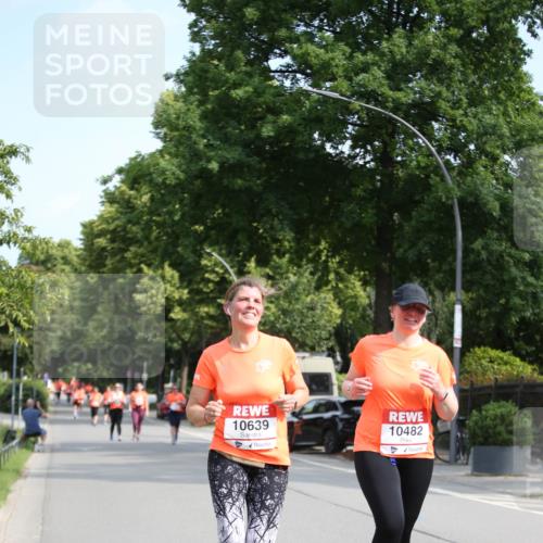 15.06.2025 - REWE Women's Run Jannik Wohlers http://msf.ph/oto/7939206 15.06.2025 09:57:21 Laufen 10639, 10482 meine-sportfotos.de