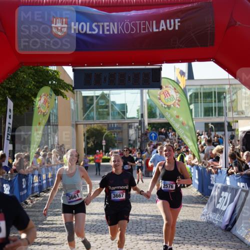 13.06.2025 - Holstenköstenlauf Felixshl http://msf.ph/oto/7939218 13.06.2025 18:06:10 Laufen 2576, 2626, 2915, 3035, 3661, 3667, 3679 meine-sportfotos.de