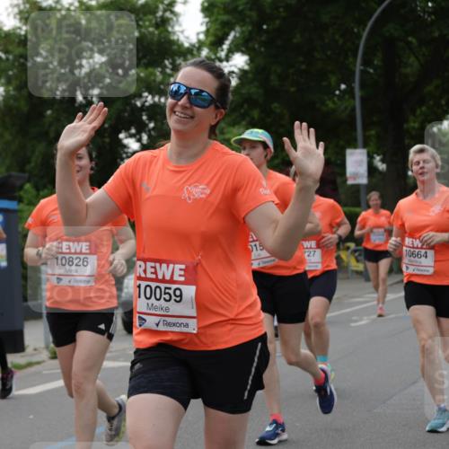 15.06.2025 - REWE Women's Run Jannik Wohlers http://msf.ph/oto/7939228 15.06.2025 08:27:25 Laufen 1779, 10826, 10059, 015, 27, 10664 meine-sportfotos.de