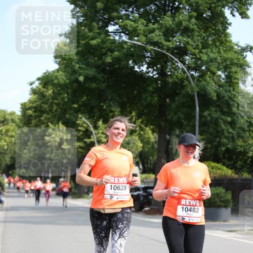 15.06.2025 - REWE Women's Run Jannik Wohlers http://msf.ph/oto/7939234 15.06.2025 09:57:21 Laufen 10639, 10482 meine-sportfotos.de