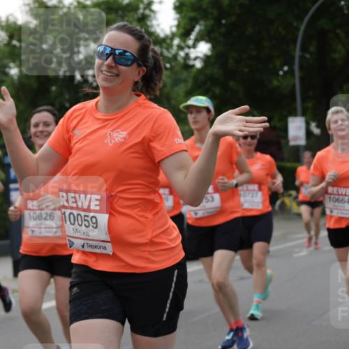 15.06.2025 - REWE Women's Run Jannik Wohlers http://msf.ph/oto/7939237 15.06.2025 08:27:26 Laufen 10826, 10059, 10727, 53, 10664 meine-sportfotos.de