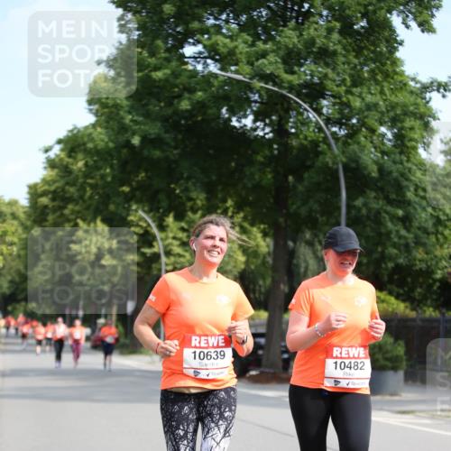 15.06.2025 - REWE Women's Run Jannik Wohlers http://msf.ph/oto/7939243 15.06.2025 09:57:21 Laufen 10639, 10482 meine-sportfotos.de