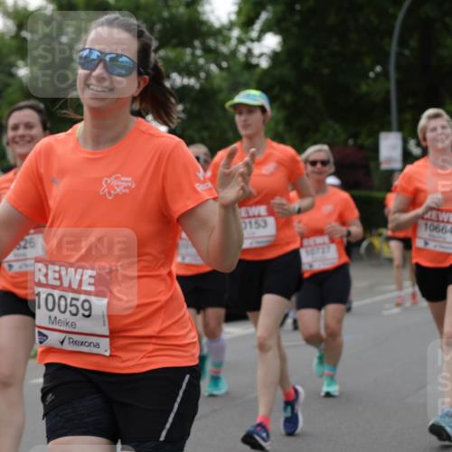 15.06.2025 - REWE Women's Run Jannik Wohlers http://msf.ph/oto/7939246 15.06.2025 08:27:26 Laufen 526, 10059, 0153, 9727, 10664 meine-sportfotos.de