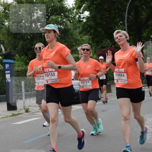 15.06.2025 - REWE Women's Run Jannik Wohlers http://msf.ph/oto/7939257 15.06.2025 08:27:26 Laufen 10153, 1014, 10727, 657, 10664, 10563, 0218 meine-sportfotos.de