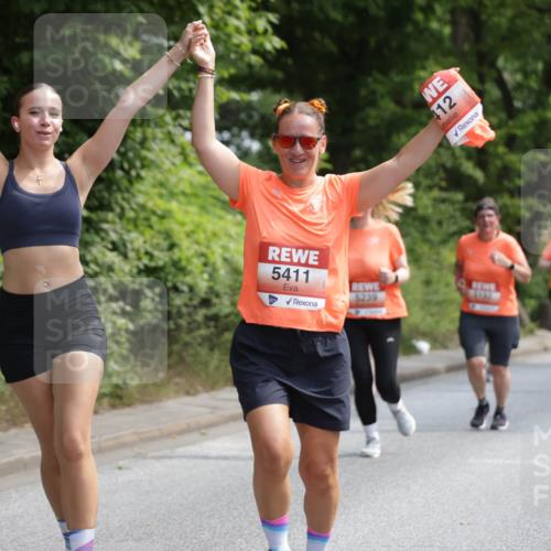 15.06.2025 - REWE Women's Run Jannik Wohlers http://msf.ph/oto/7939271 15.06.2025 10:14:41 Laufen 5411, 5239, 412 meine-sportfotos.de