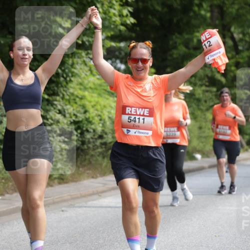 15.06.2025 - REWE Women's Run Jannik Wohlers http://msf.ph/oto/7939280 15.06.2025 10:14:41 Laufen 5411, 5239, 12 meine-sportfotos.de