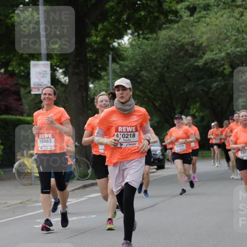 15.06.2025 - REWE Women's Run Jannik Wohlers http://msf.ph/oto/7939329 15.06.2025 08:27:28 Laufen 10868, 10563, 0218, 10433, 10155 meine-sportfotos.de