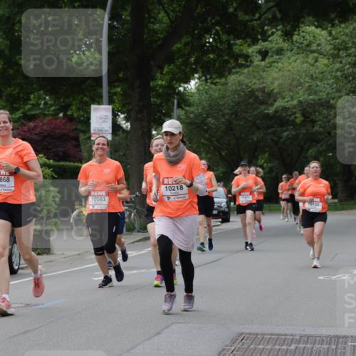 15.06.2025 - REWE Women's Run Jannik Wohlers http://msf.ph/oto/7939353 15.06.2025 08:27:28 Laufen 043, 10868, 10563, 10218, 10433, 10155 meine-sportfotos.de