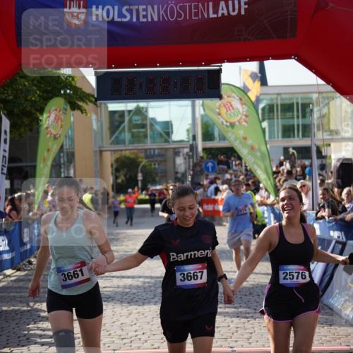 13.06.2025 - Holstenköstenlauf Felixshl http://msf.ph/oto/7939357 13.06.2025 18:06:11 Laufen 2576, 2626, 2915, 3035, 3661, 3667, 3679 meine-sportfotos.de