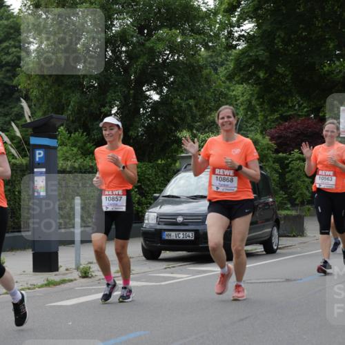 15.06.2025 - REWE Women's Run Jannik Wohlers http://msf.ph/oto/7939376 15.06.2025 08:27:29 Laufen 10090, 10857, 1043, 10868, 15, 2025, 10563, 0218, 105 meine-sportfotos.de