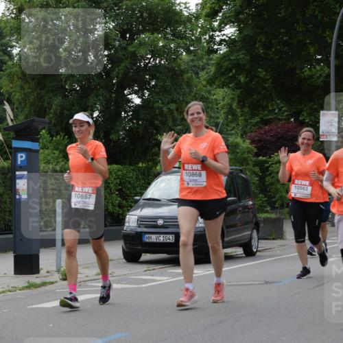 15.06.2025 - REWE Women's Run Jannik Wohlers http://msf.ph/oto/7939384 15.06.2025 08:27:29 Laufen 10090, 10857, 1043, 10868, 10563, 10218, 10522 meine-sportfotos.de