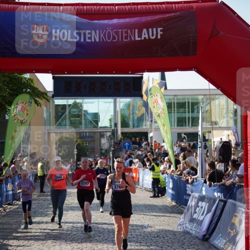 13.06.2025 - Holstenköstenlauf Felixshl http://msf.ph/oto/7939404 13.06.2025 18:06:23 Laufen 2943, 2945, 3297, 3760 meine-sportfotos.de