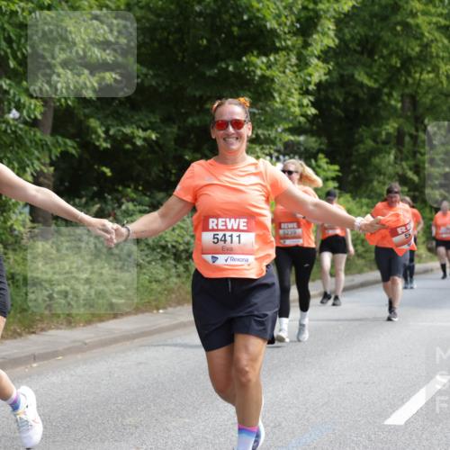 15.06.2025 - REWE Women's Run Jannik Wohlers http://msf.ph/oto/7939416 15.06.2025 10:14:43 Laufen 5411, 5239 meine-sportfotos.de