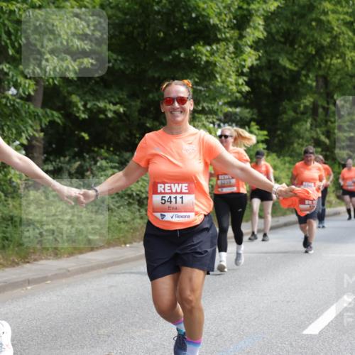 15.06.2025 - REWE Women's Run Jannik Wohlers http://msf.ph/oto/7939423 15.06.2025 10:14:43 Laufen 5411, 5239 meine-sportfotos.de