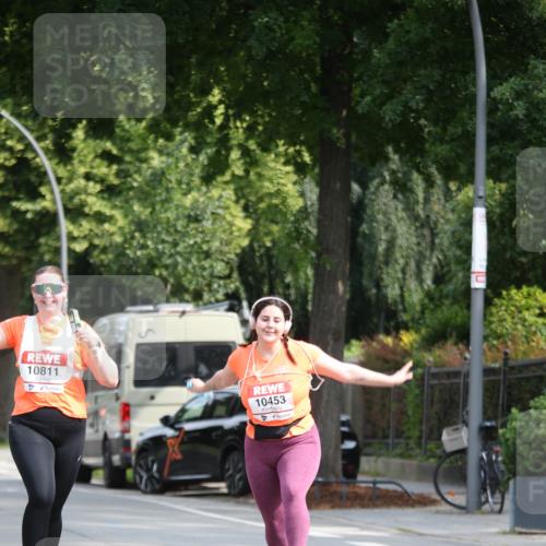 15.06.2025 - REWE Women's Run Jannik Wohlers http://msf.ph/oto/7939474 15.06.2025 09:57:38 Laufen 10811, 10453 meine-sportfotos.de