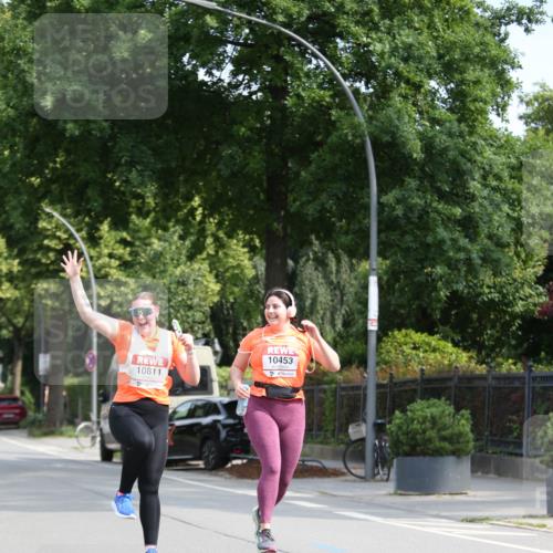 15.06.2025 - REWE Women's Run Jannik Wohlers http://msf.ph/oto/7939522 15.06.2025 09:57:39 Laufen 10453, 10811 meine-sportfotos.de