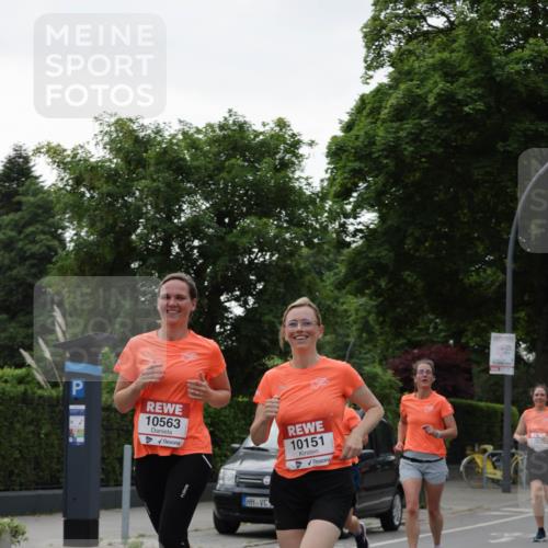 15.06.2025 - REWE Women's Run Jannik Wohlers http://msf.ph/oto/7939557 15.06.2025 08:27:31 Laufen 10563, 10151, 1052 meine-sportfotos.de
