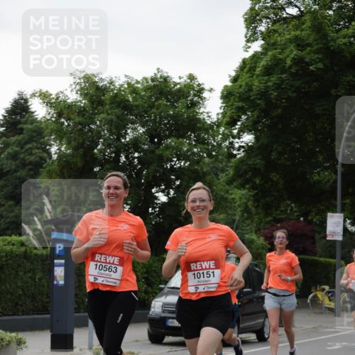 15.06.2025 - REWE Women's Run Jannik Wohlers http://msf.ph/oto/7939562 15.06.2025 08:27:31 Laufen 10563, 10151 meine-sportfotos.de