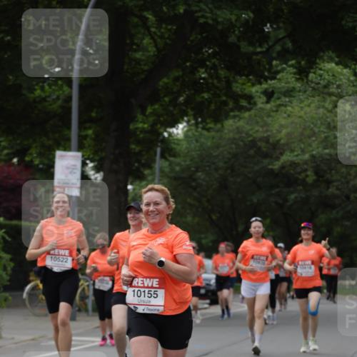 15.06.2025 - REWE Women's Run Jannik Wohlers http://msf.ph/oto/7939588 15.06.2025 08:27:32 Laufen 10522, 10155 meine-sportfotos.de