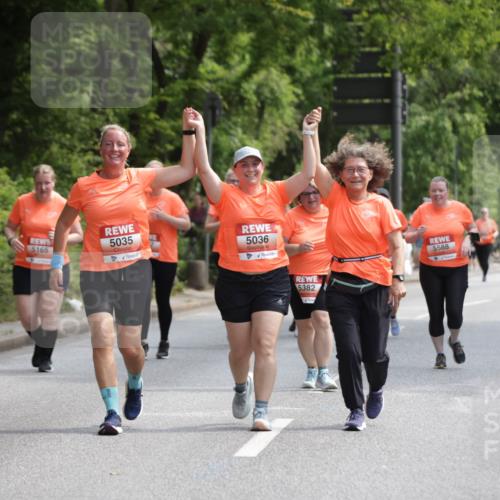 15.06.2025 - REWE Women's Run Jannik Wohlers http://msf.ph/oto/7939615 15.06.2025 10:14:48 Laufen 5165, 5035, 5036, 5382, 5588 meine-sportfotos.de