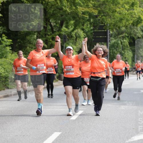 15.06.2025 - REWE Women's Run Jannik Wohlers http://msf.ph/oto/7939653 15.06.2025 10:14:48 Laufen 35, 5165, 5614, 5237, 5036, 5382, 5588 meine-sportfotos.de