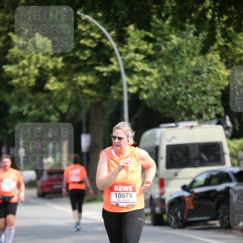 15.06.2025 - REWE Women's Run Jannik Wohlers http://msf.ph/oto/7939658 15.06.2025 09:57:48 Laufen 10575 meine-sportfotos.de
