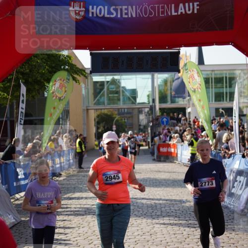 13.06.2025 - Holstenköstenlauf Felixshl http://msf.ph/oto/7939661 13.06.2025 18:06:27 Laufen 2405, 2943, 2945, 3297, 3760 meine-sportfotos.de
