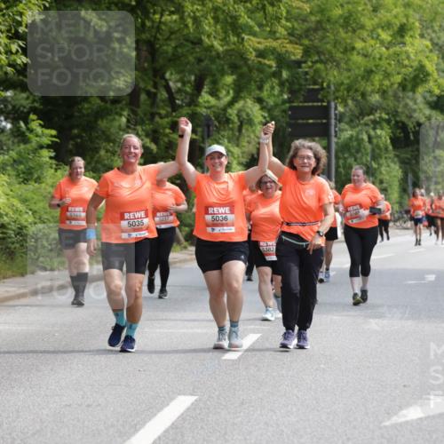 15.06.2025 - REWE Women's Run Jannik Wohlers http://msf.ph/oto/7939679 15.06.2025 10:14:48 Laufen 5165, 5614, 5035, 5237, 5036, 5382, 5588 meine-sportfotos.de