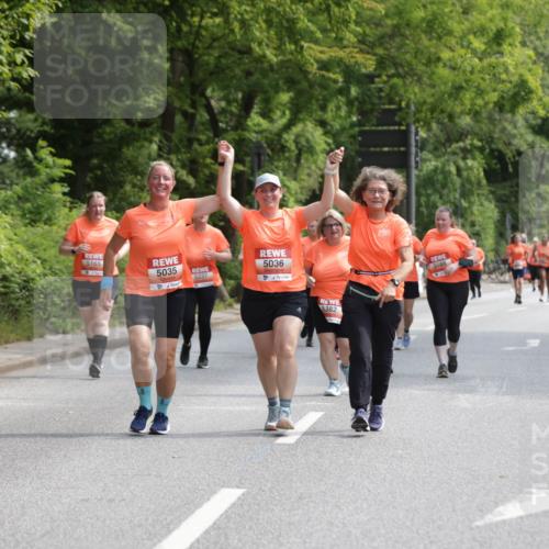 15.06.2025 - REWE Women's Run Jannik Wohlers http://msf.ph/oto/7939692 15.06.2025 10:14:48 Laufen 5165, 5614, 5035, 5237, 5036, 5588, 5382 meine-sportfotos.de