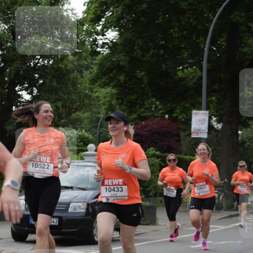 15.06.2025 - REWE Women's Run Jannik Wohlers http://msf.ph/oto/7939723 15.06.2025 08:27:34 Laufen 10522, 043, 10433, 282, 10646, 10651, 10440 meine-sportfotos.de