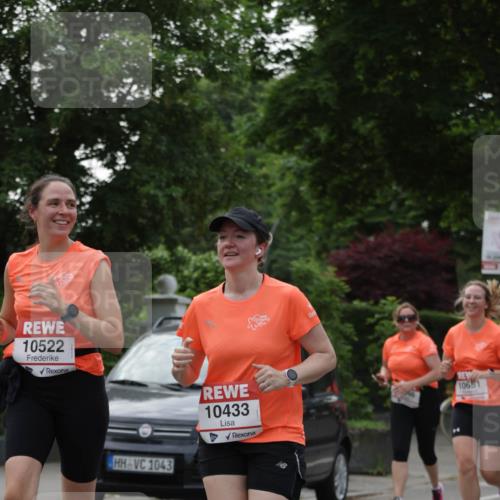 15.06.2025 - REWE Women's Run Jannik Wohlers http://msf.ph/oto/7939741 15.06.2025 08:27:34 Laufen 10522, 1043, 10433, 10651 meine-sportfotos.de