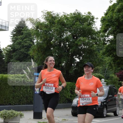 15.06.2025 - REWE Women's Run Jannik Wohlers http://msf.ph/oto/7939753 15.06.2025 08:27:35 Laufen 10522, 10433, 106 meine-sportfotos.de