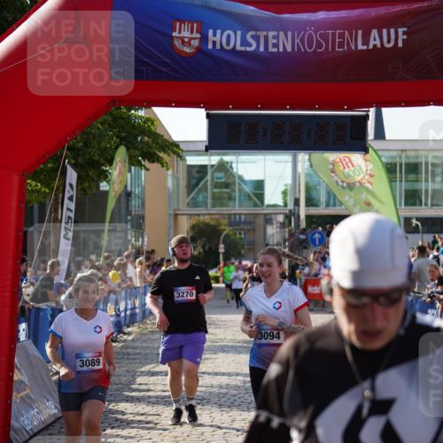 13.06.2025 - Holstenköstenlauf Felixshl http://msf.ph/oto/7939834 13.06.2025 18:06:39 Laufen 2527, 3044, 3089, 3094, 3270, 3571, 3737 meine-sportfotos.de