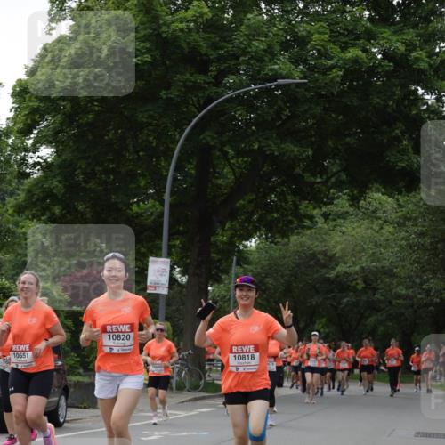 15.06.2025 - REWE Women's Run Jannik Wohlers http://msf.ph/oto/7939843 15.06.2025 08:27:36 Laufen 10651, 10820, 10440, 10818, 678 meine-sportfotos.de