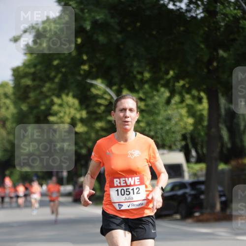 15.06.2025 - REWE Women's Run Jannik Wohlers http://msf.ph/oto/7939951 15.06.2025 08:45:10 Laufen 10512 meine-sportfotos.de