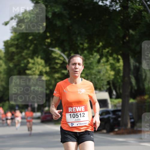 15.06.2025 - REWE Women's Run Jannik Wohlers http://msf.ph/oto/7939954 15.06.2025 08:45:10 Laufen 10512 meine-sportfotos.de