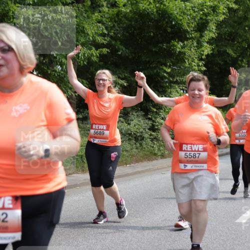 15.06.2025 - REWE Women's Run Jannik Wohlers http://msf.ph/oto/7940004 15.06.2025 10:14:57 Laufen 5382, 5689, 5587, 5500, 5588, 82 meine-sportfotos.de