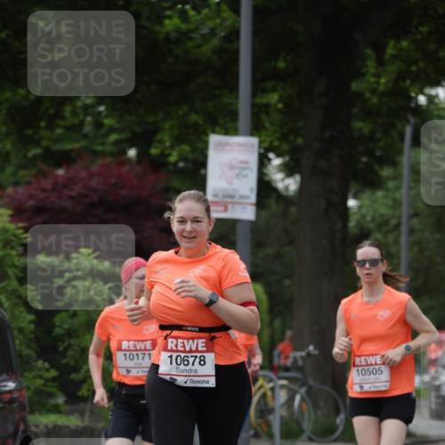 15.06.2025 - REWE Women's Run Jannik Wohlers http://msf.ph/oto/7940008 15.06.2025 08:27:39 Laufen 14, 10505, 10171, 10678 meine-sportfotos.de