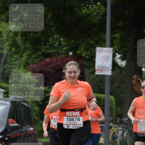 15.06.2025 - REWE Women's Run Jannik Wohlers http://msf.ph/oto/7940041 15.06.2025 08:27:40 Laufen 10678, 10 meine-sportfotos.de