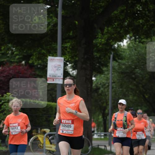 15.06.2025 - REWE Women's Run Jannik Wohlers http://msf.ph/oto/7940062 15.06.2025 08:27:41 Laufen 10017, 10505, 1034 meine-sportfotos.de