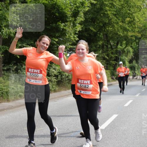15.06.2025 - REWE Women's Run Jannik Wohlers http://msf.ph/oto/7940107 15.06.2025 10:14:59 Laufen 5500, 5182 meine-sportfotos.de