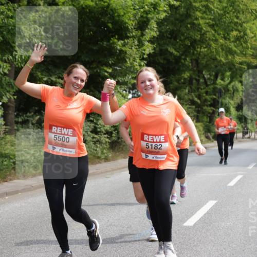 15.06.2025 - REWE Women's Run Jannik Wohlers http://msf.ph/oto/7940113 15.06.2025 10:14:59 Laufen 3, 5500, 5182 meine-sportfotos.de