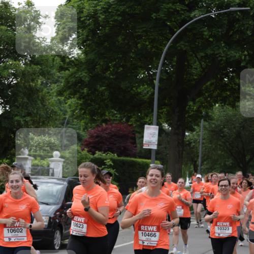 15.06.2025 - REWE Women's Run Jannik Wohlers http://msf.ph/oto/7940201 15.06.2025 08:27:49 Laufen 10602, 10623, 10466, 637, 10323 meine-sportfotos.de