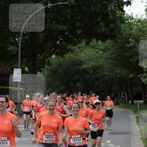15.06.2025 - REWE Women's Run Jannik Wohlers http://msf.ph/oto/7940297 15.06.2025 08:27:50 Laufen 323, 10205, 3, 10498, 10806, 10712, 10124 meine-sportfotos.de