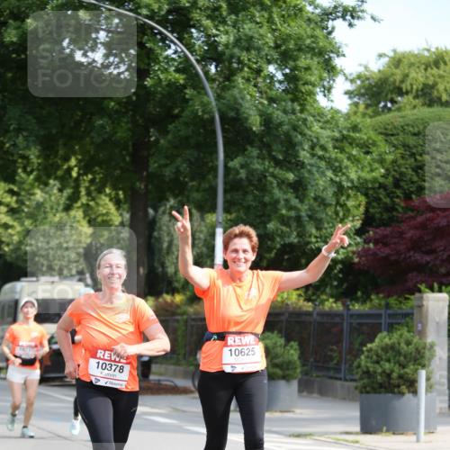 15.06.2025 - REWE Women's Run Jannik Wohlers http://msf.ph/oto/7940329 15.06.2025 09:58:14 Laufen 10737, 10378, 10625 meine-sportfotos.de