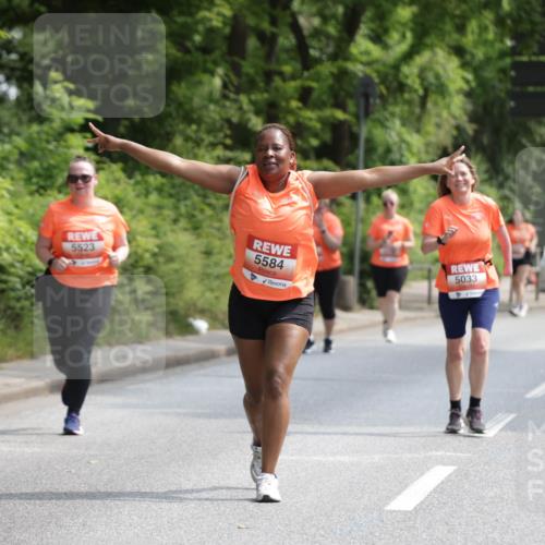 15.06.2025 - REWE Women's Run Jannik Wohlers http://msf.ph/oto/7940353 15.06.2025 10:15:05 Laufen 5523, 5584, 5033 meine-sportfotos.de