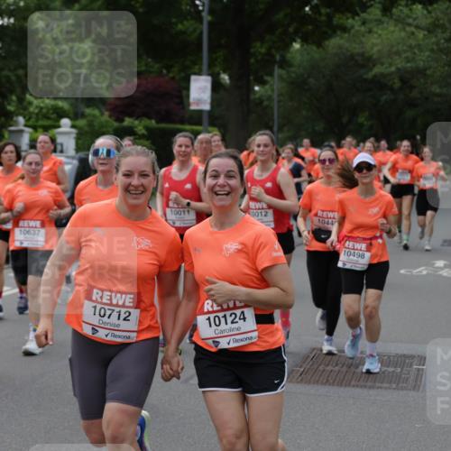 15.06.2025 - REWE Women's Run Jannik Wohlers http://msf.ph/oto/7940361 15.06.2025 08:27:52 Laufen 10011, 0012, 1044, 10637, 10744, 10222, 10498, 10712, 10124 meine-sportfotos.de