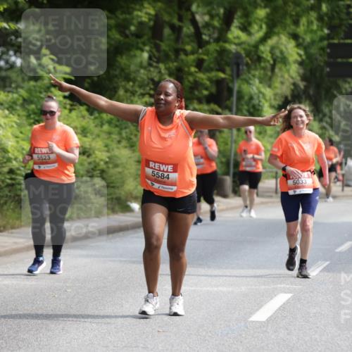 15.06.2025 - REWE Women's Run Jannik Wohlers http://msf.ph/oto/7940363 15.06.2025 10:15:06 Laufen 5523, 5584, 5033 meine-sportfotos.de